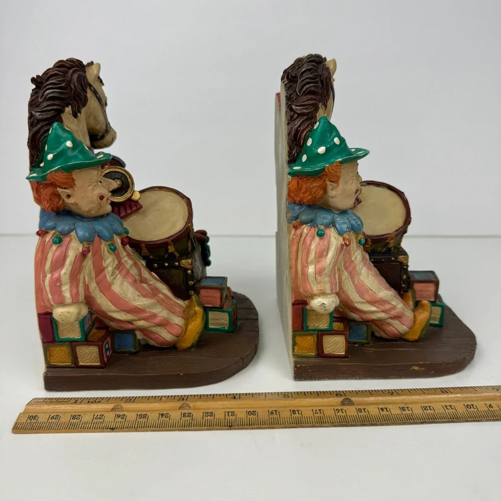Clown Horse Toy Box Drums Kite Train Nursery Child Baby Room Decorative Bookends